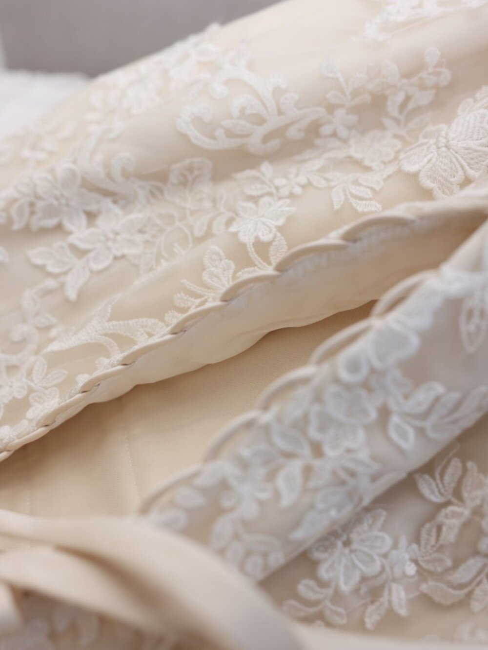 Paulina wedding gown by Maggie Sottero - Picture 12 of 16